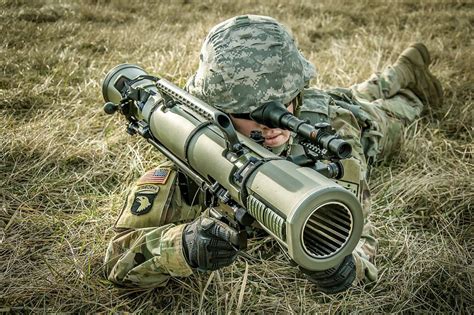Bazookas For Everyone The Army Is Going All In On The Carl Gustaf