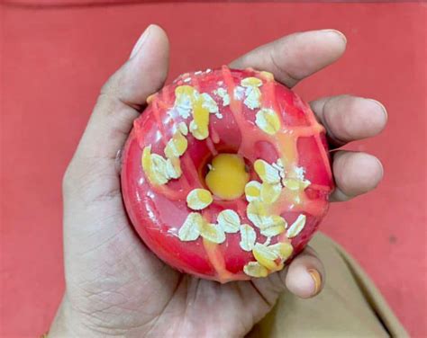 Sabun Donut Viral Velvet Gluta Donut