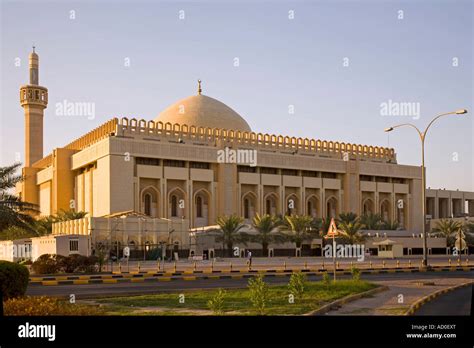 Grand Mosque Kuwait Stock Photo Alamy