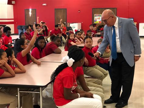 Hispanic Connections Resonate At Hope Arkansas Elementary School