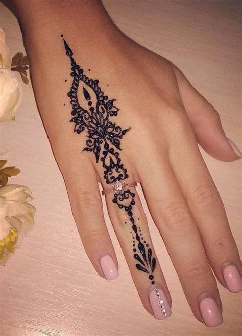 40 Cool Tattoo Ideas For Girls Who Want To Get Inked Cool Tattoos