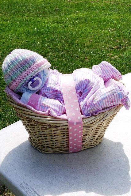Homemade diy baby shower gift basket ideas. 30+ of the BEST Baby Shower Ideas! | Baby shower baskets ...