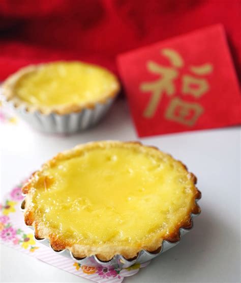 See more ideas about egg custard, tart, chinese dessert. Miss Hangrypants: Hong Kong Egg Tarts