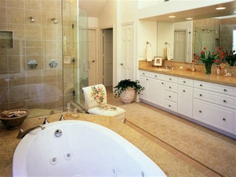 Luxurious Showers | HGTV