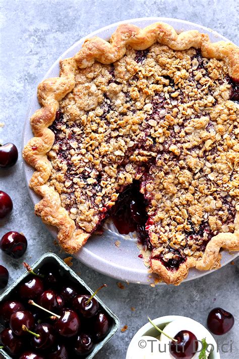 Home » recipes » desserts » cherry crumble. cherry crumble pie | Tutti Dolci
