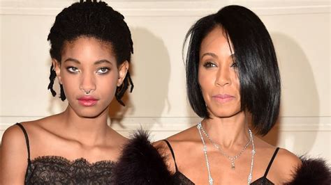 Will Smiths Daughter Willow Shares Truly Shocking Details Of Mom Jada Pinkett Smiths Past Hello