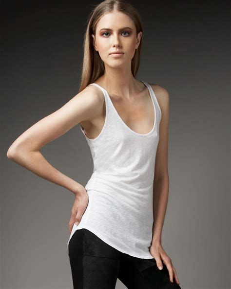 Taryn Davidson White Tank Hip Body Flat Chested Ams Flat Chested