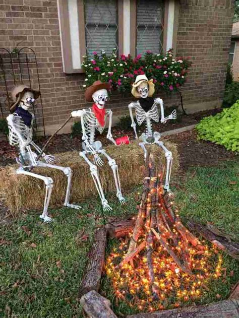 14 Best Halloween 2023 Skeleton Decoration Ideas Entertainmentmesh