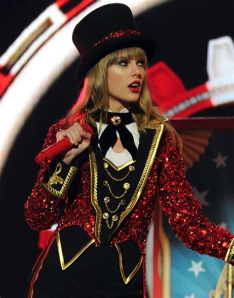 taylor swift red tour taylor swift hot red taylor beautiful taylor