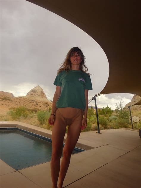 Suki Waterhouse Ass In A Bikini Of The Day DrunkenStepFather