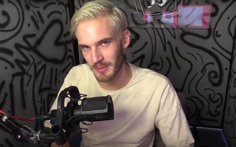 Youtube Star Pewdiepie In Hot Water Again Over The N Word The
