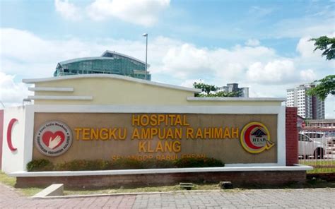 The tengku ampuan rahimah (tar) hospital in klang (malay: Hospital Klang had kehadiran pelawat bagi kurangkan risiko ...