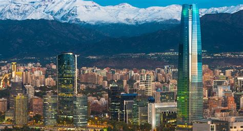 With its museums, events, theaters, restaurants, bars and other entertainment and cultural opportunities, it is the political and cultural center of the country. Destino Top: Santiago de Chile: qué hacer, dónde comer y ...