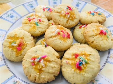 Resepi biskut conflake madu, resepi biskut raya yang paling mudah dan tak mahal kos untuk membuatnya. Biskut Oat Cornflakes Rangup Yang Sangat Sedap Dengan ...