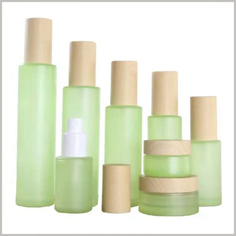 Fashion Green Glass Bottles For Skin Care Products Cosmetic Bottles