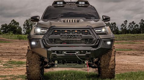 Widebody High Riding Toyota Hilux Kit Unveiled Drive