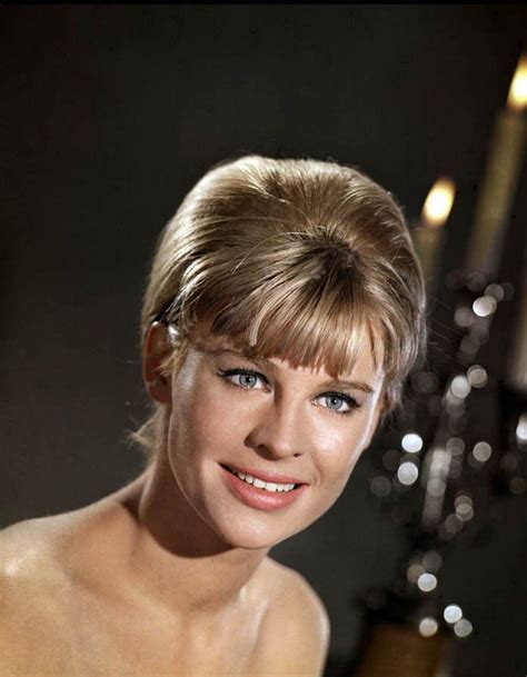 Best 78 Julie Christie Images On Pinterest Other Icons 1960s And