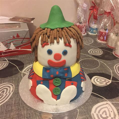 Clown Cake Clown Cake Occasion Cakes Desserts Food Tailgate