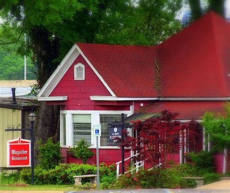 This is included on the southern hollywood film tour that takes people to notable stops from drop dead diva, joyful noise, and sweet home alabama. Tuscaloosa alabama, Sweet home alabama, Tuscaloosa