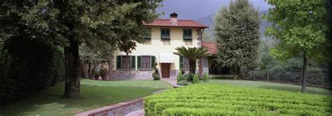 Dann heißt es wieder koffer packen, die ferienwohnungen oder. Haus in der Toscana Foto & Bild | architektur, fassaden ...