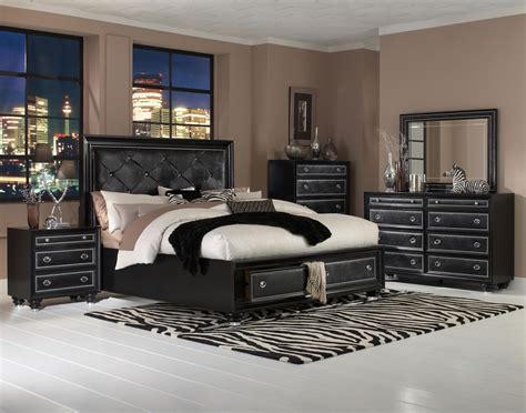 Shay poster bedroom set in black. Black Bedroom Furniture For The Elegant Sense - Amaza Design
