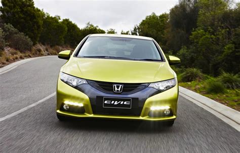 The civic dimensions is 4648 mm l x 1799 mm w x 1416 mm h. 2013 Honda Civic hatch: Bluetooth, cruise now standard ...