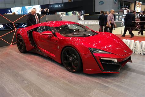 W motors is at full throttle developing and producing ten copies of its debut lykan hypersport model. Lykan HyperSport - Wikipedia, la enciclopedia libre