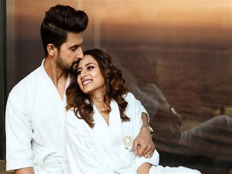 This Adorable Click Of Sargun Mehta And Ravi Dubey Will Certainly Make