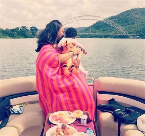 Jun 28, 2021 · nigerian actress and philanthropist, tonto dikeh has presented the key to a toyota hilux to her new man, prince kpokpogri on his birthday, sunday, june 27. Tonto Dikeh Shares adorable photos with her son on a boat ...