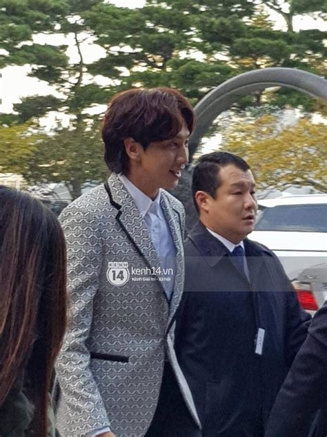 Lee kwang soo in talks to take leading role in new fantasy action drama. Song Joong Ki and Song Hye Kyo Kiss at Star-Studded ...