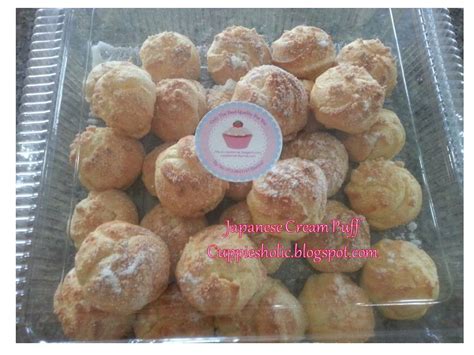 The totoro puff has been checked and approved by miyazaki himself. cuppiesholic: Japanese Cream Puff