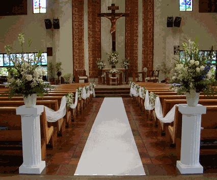 If you would like to offer altar flowers for the adornment of the altar (for anniversary, birthday, etc), please complete the form that is located in the narthex of the church. Photo via | Church wedding decorations, Catholic wedding ...