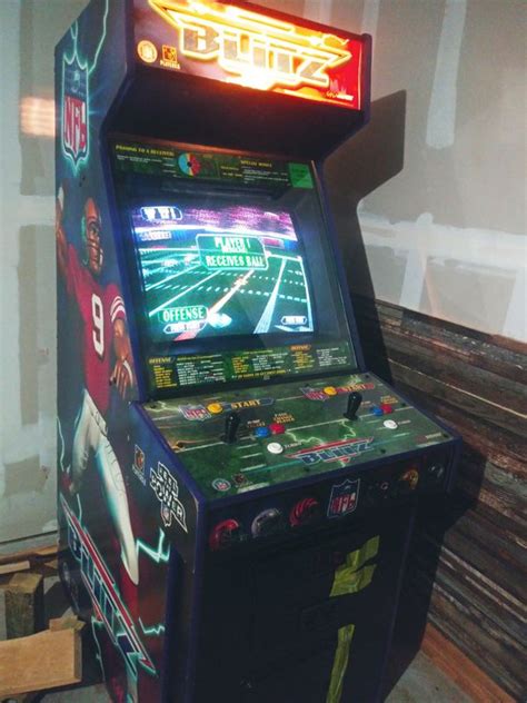 Super nice 1997 midway nfl blitz football arcade video here's a nfl blitz 99′ arcade game for sale. NFL Blitz arcade cabinet for Sale in Buda, TX - OfferUp