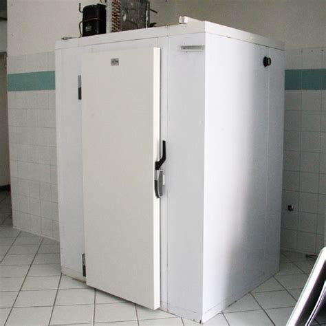 Cella frigo grande usata per frutta ( €). Celle - F.lli Casalboni Impianti S.r.l.