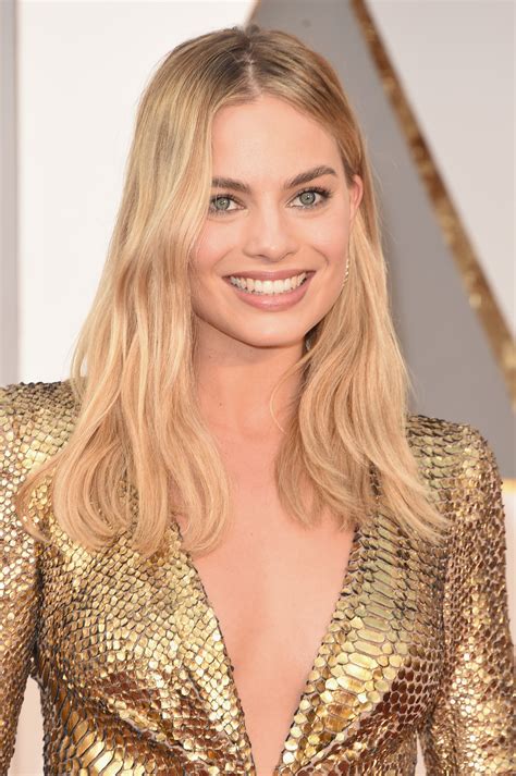 A Timeline Of Margot Robbie S Best Ever Beauty Looks