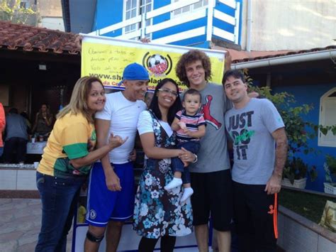 The brazilian's switch across london brings to an end a chelsea career spanning seven seasons across two separate spells, a period in which he won six major honours. David Luiz and his family | David Luiz | Pinterest | David ...