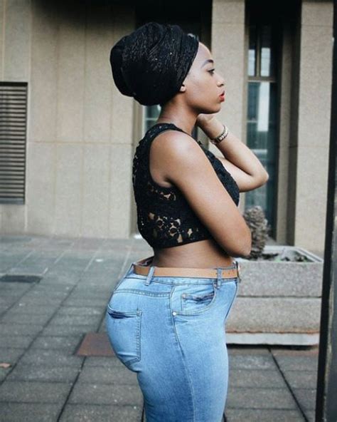 South African Mpho Khati Has The Best Hips In The World