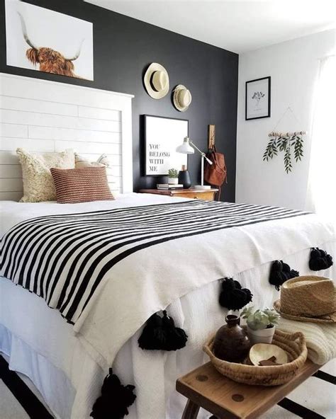25 Black And White Bedrooms In Different Styles Digsdigs