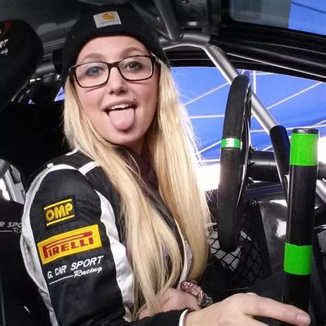 The following 6 files are in this category, out of 6 total. Tamara Molinaro postala prvi ženski pilot Titans-RX-a ...