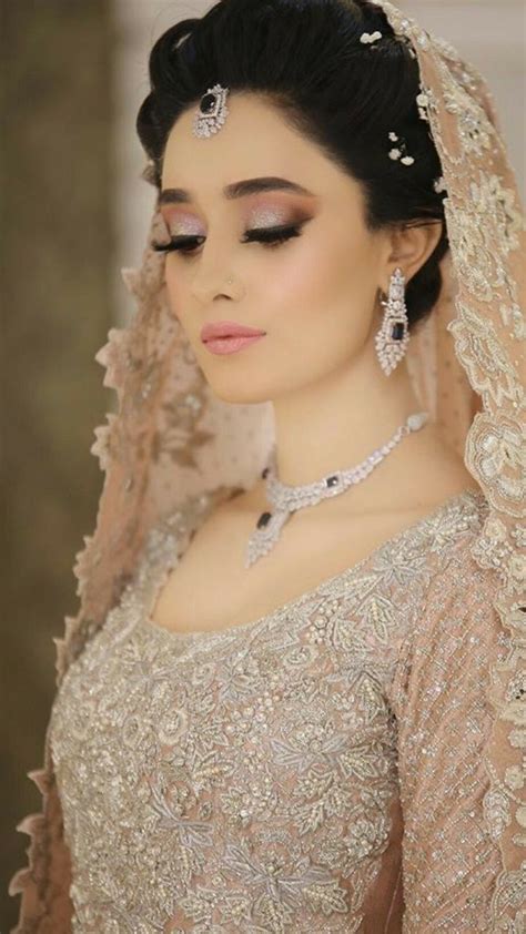 simple bridal pakistani dresses pakistani bridal hairstyles pakistani bridal makeup