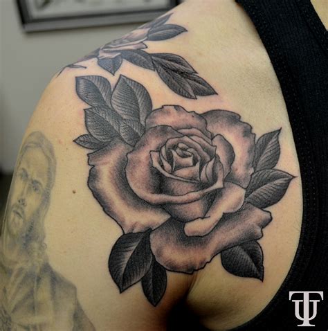 Learn realism, cover ups, trash polka, watercolor, aesthetics of tattoo here: Tattoo Union: Roses Forever