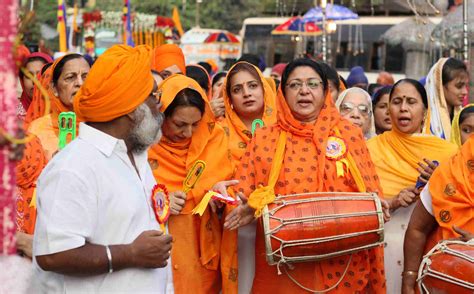 Sikhism Beliefs And Practices Download Understanding Sikhism