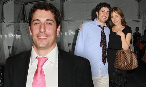 Jason Biggs And Wife Hire A Hooker American Pie Star And Jenny Mollen Try To Spice Up Marriage