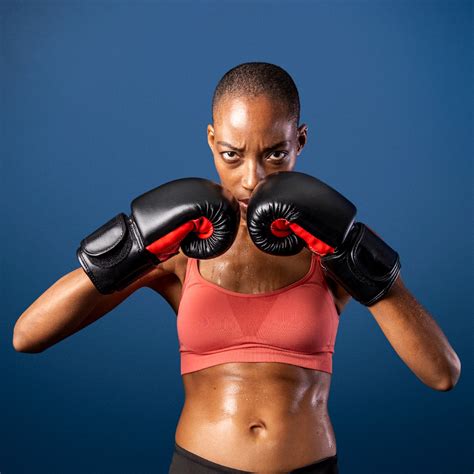 Fit Black Woman Ready For A Boxing Premium Psd Rawpixel