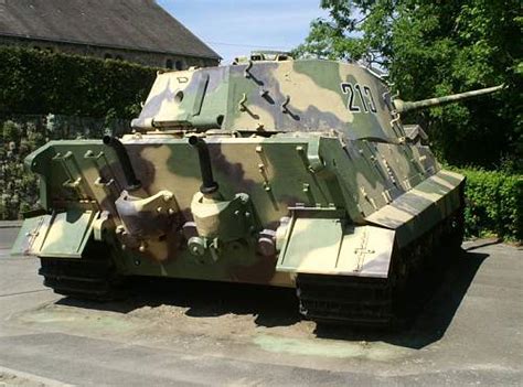 On 1 january 2007 the municipality, which covers 166.58 square kilometres (64.32 sq mi), had 4,802 inhabitants, giving a population density of 28.8 inhabitants per km². The Houffalize Panther - Page 2