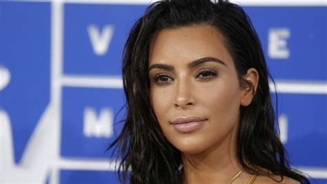 Kim Kardashian Sends Temperatures Soaring As She Bares Her Sizzling