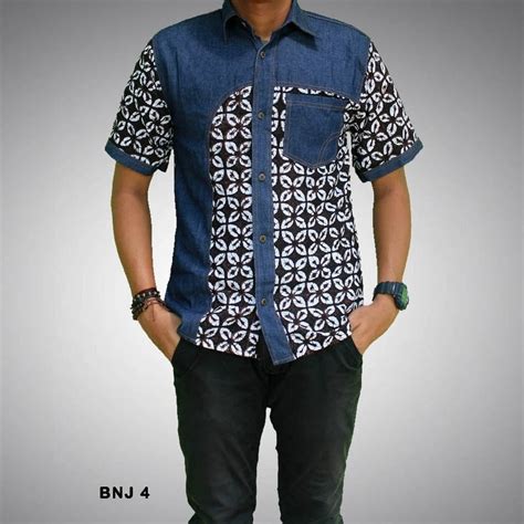 Baju koko merupakan baju model tiongkok yang kerahnya bulat tertutup, modelnya seperti piyama. Model Baju Batik Kerah V : Cardigan Wanita Model Ikatan ...