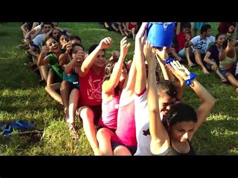 (para descargar clic en imagen flecha hacia abajo. Dinamicas & Juegos para jovenes.- El Balde regadera - YouTube