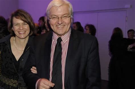 Alle nachrichten und informationen der f.a.z. Frank-Walther Steinmeier und seine Frau Elke Büdenbender ...