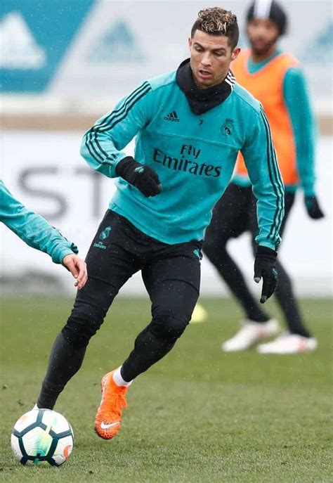 The world at his feet. CR7 Trains In Special Edition Mercurial Superfly - SoccerBible